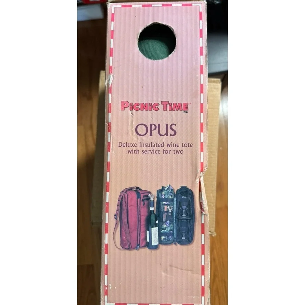 Picnic Time OPUS Deluxe Insulated Wine Tote Service for TWO 514-49 NEW Green